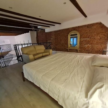 Apartament Isola - Ugo Bassi Charme Loft Mediolan Zewnętrze zdjęcie